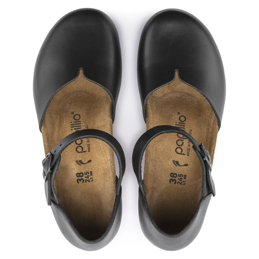 Mary : Black