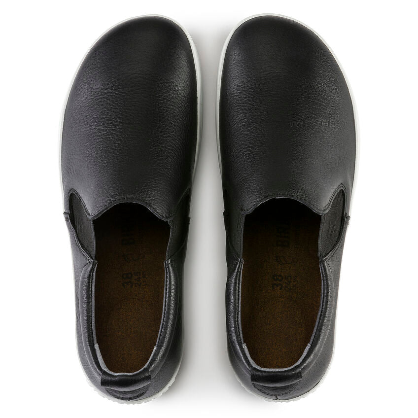 QO 400 Slip On : Black/White