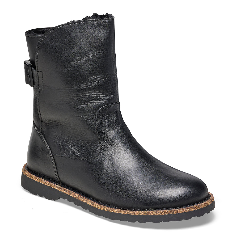 
                      
                        Uppsala Tall : Black Leather
                      
                    