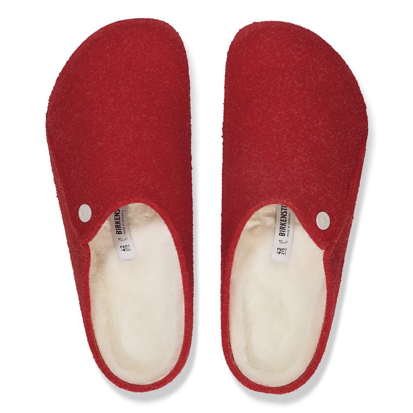 
                      
                        Zermatt Shearling : Active Red
                      
                    