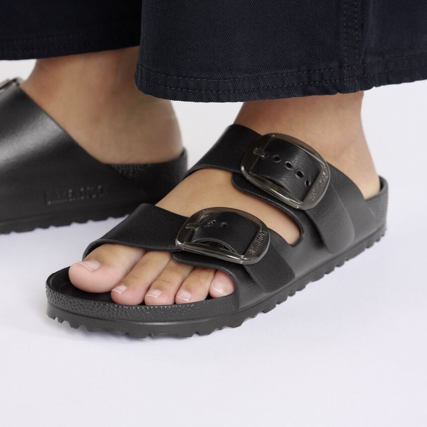 
                      
                        Arizona Big Buckle Waterproof : Black
                      
                    