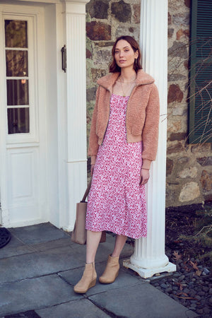 Ebba : Warm Sand Suede