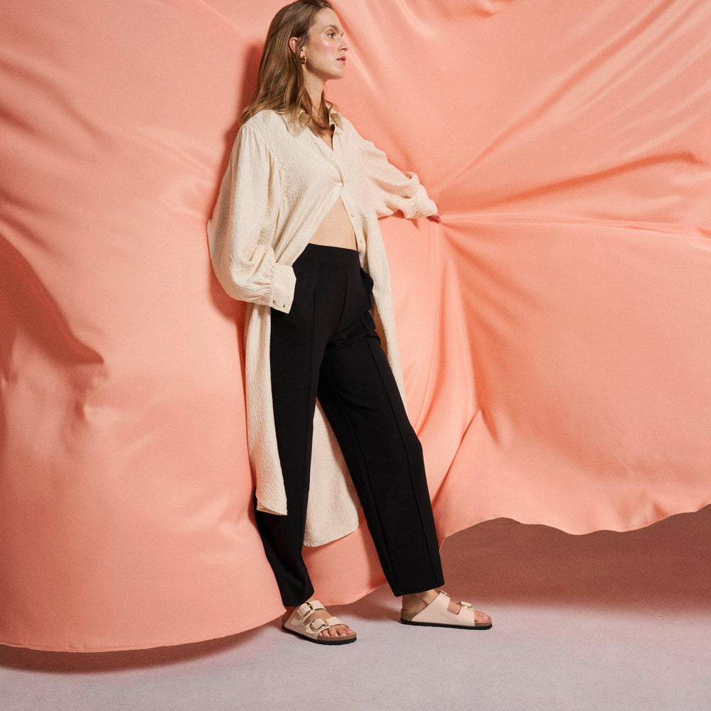 
                      
                        Arizona Big Buckle : High Shine Beige
                      
                    
