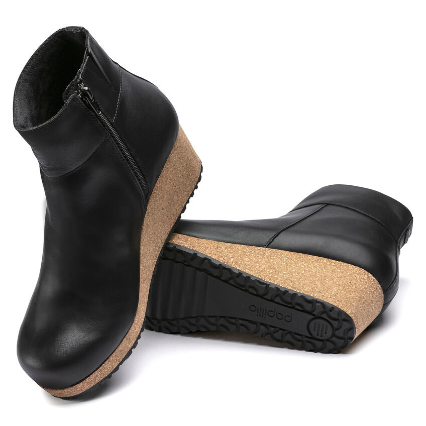 Ebba : Black