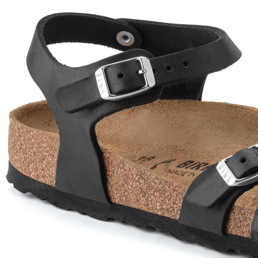 Kumba: Black