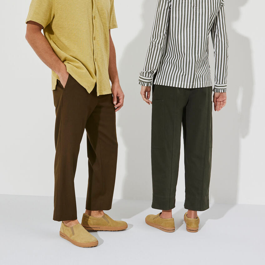 Oswego : Faded Khaki